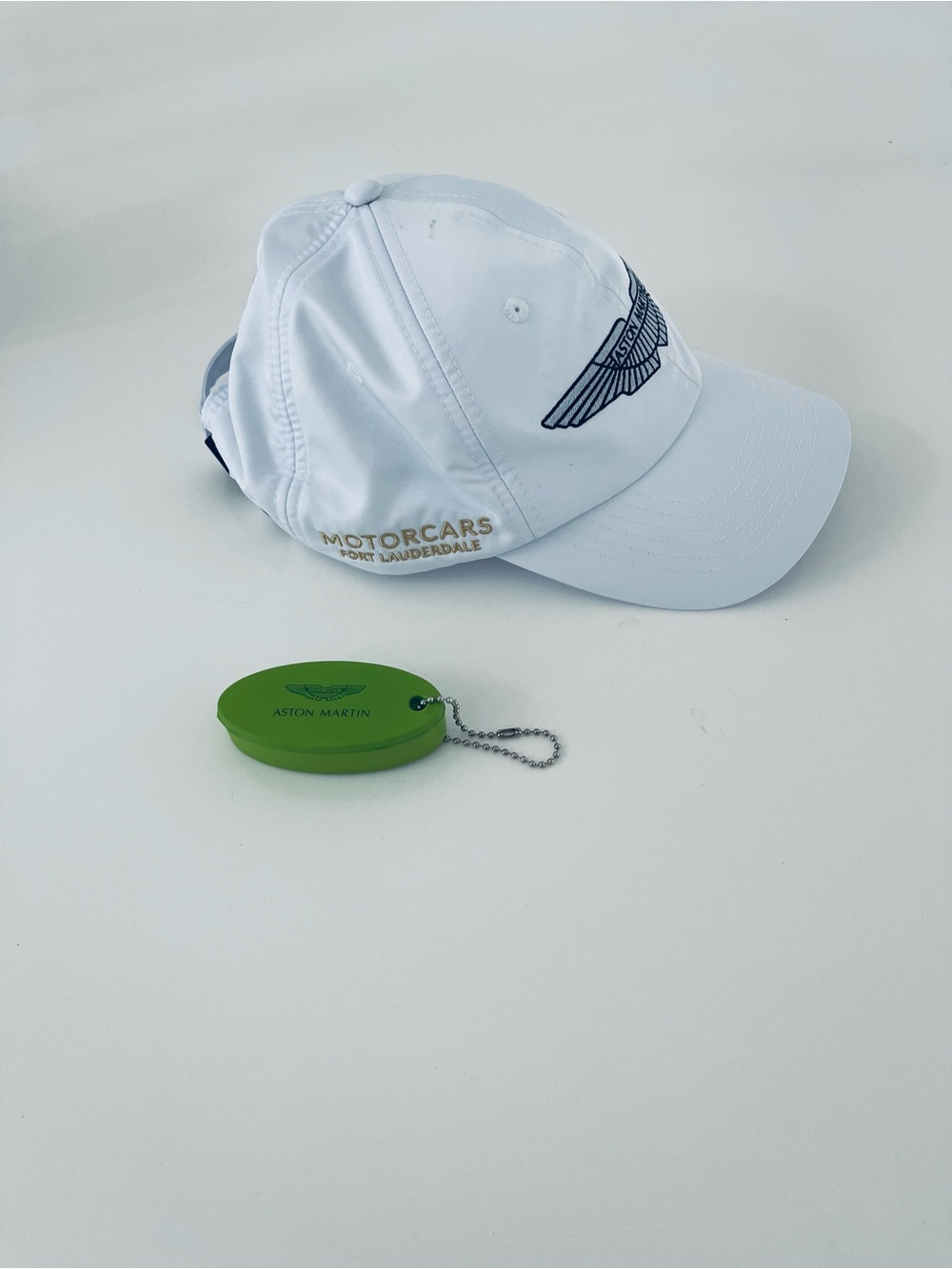 Aston Martin Hat with Key Chain. - Picture 4 of 4